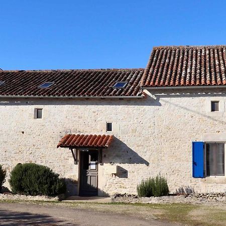 Mas De La Piniere Bed & Breakfast Mauprevoir Exterior photo